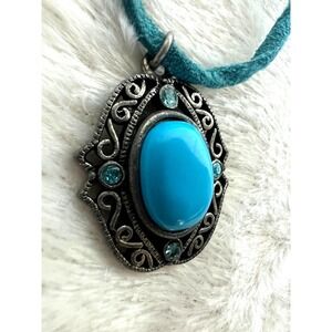Robert Rose Turquoise Pendant Necklace Western Cowgirl Statement Blue Stone Cord